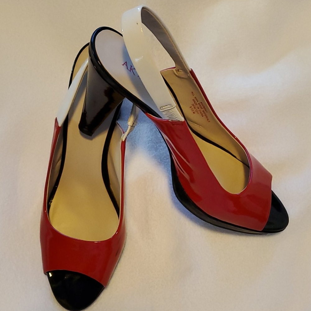 Shoes - Picture 3 of 3